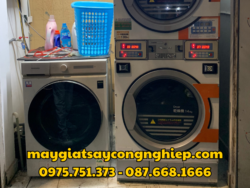 Máy giặt công nghiệp cũ nhật bãi tại Cổ Nhuế - Hà Nội